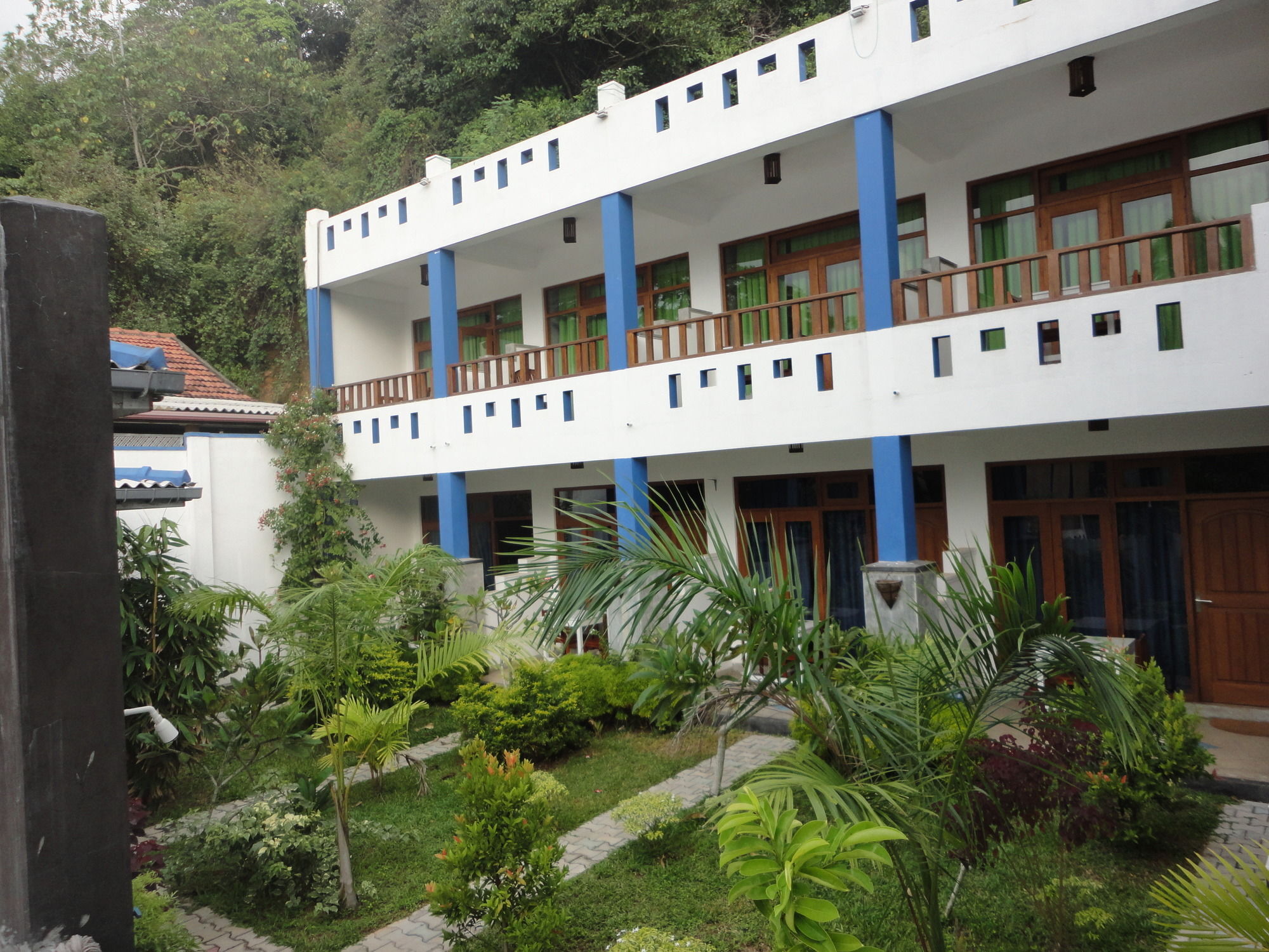 Aaradhya Mirissa Hotel Exterior photo