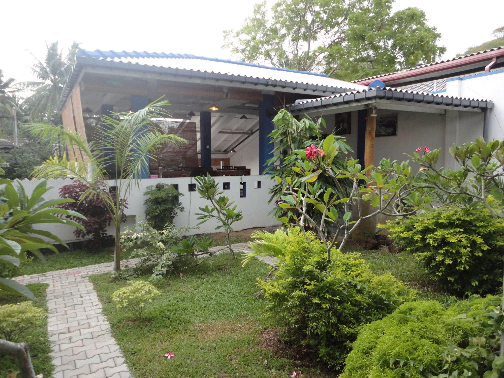 Aaradhya Mirissa Hotel Exterior photo
